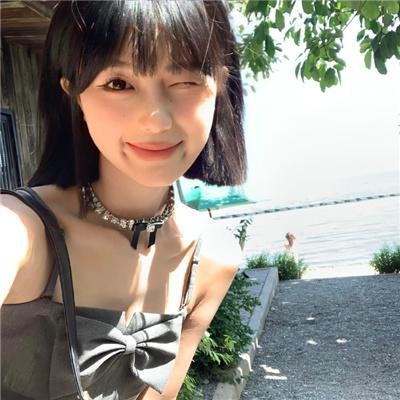 暗金丑岛君